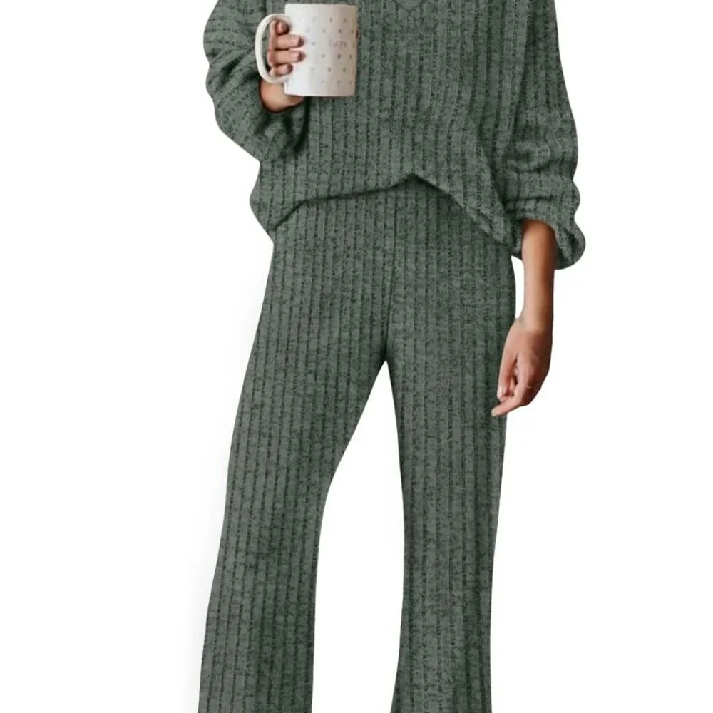 Cozy V-Neck Sweater Lounge Set Oversized Chic Fall Travel Matching